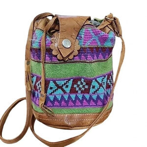 VINTAGE Handwoven Cotton and Leather bucket bag